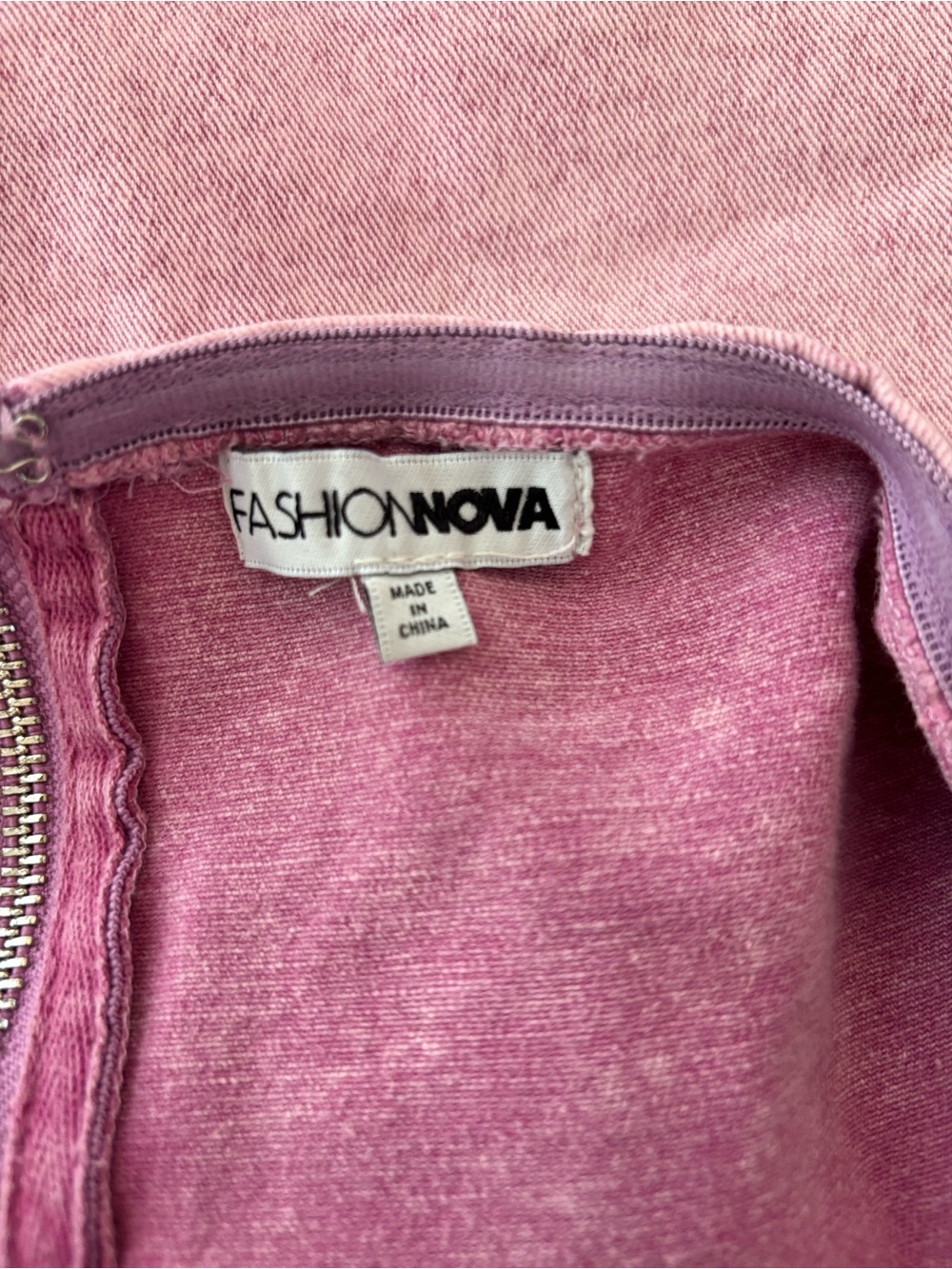 As Trisha wore on her podcast - Picture 5 of 6